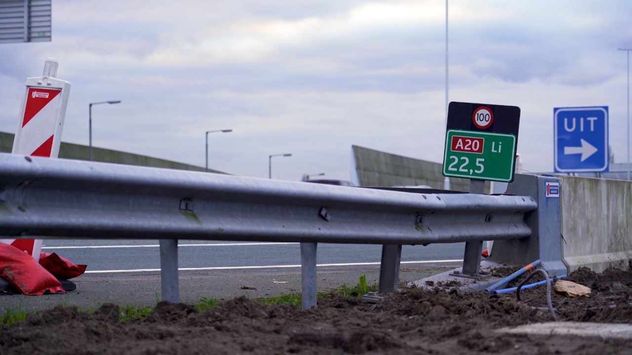 A20 Richting Hoek Van Holland Hele Weekend Dicht - WOS.nl - Oozo.nl