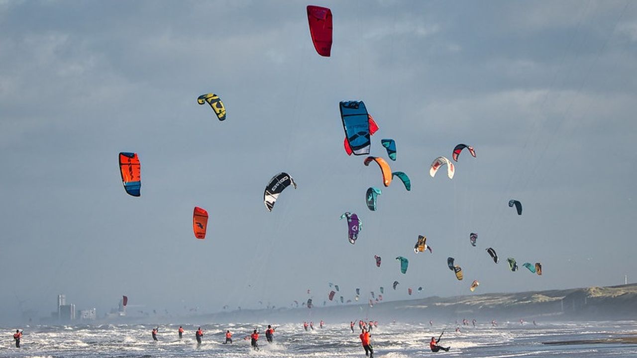Kitesurftocht 'Hoek tot Helder' 2023 binnen minuut uitverkocht