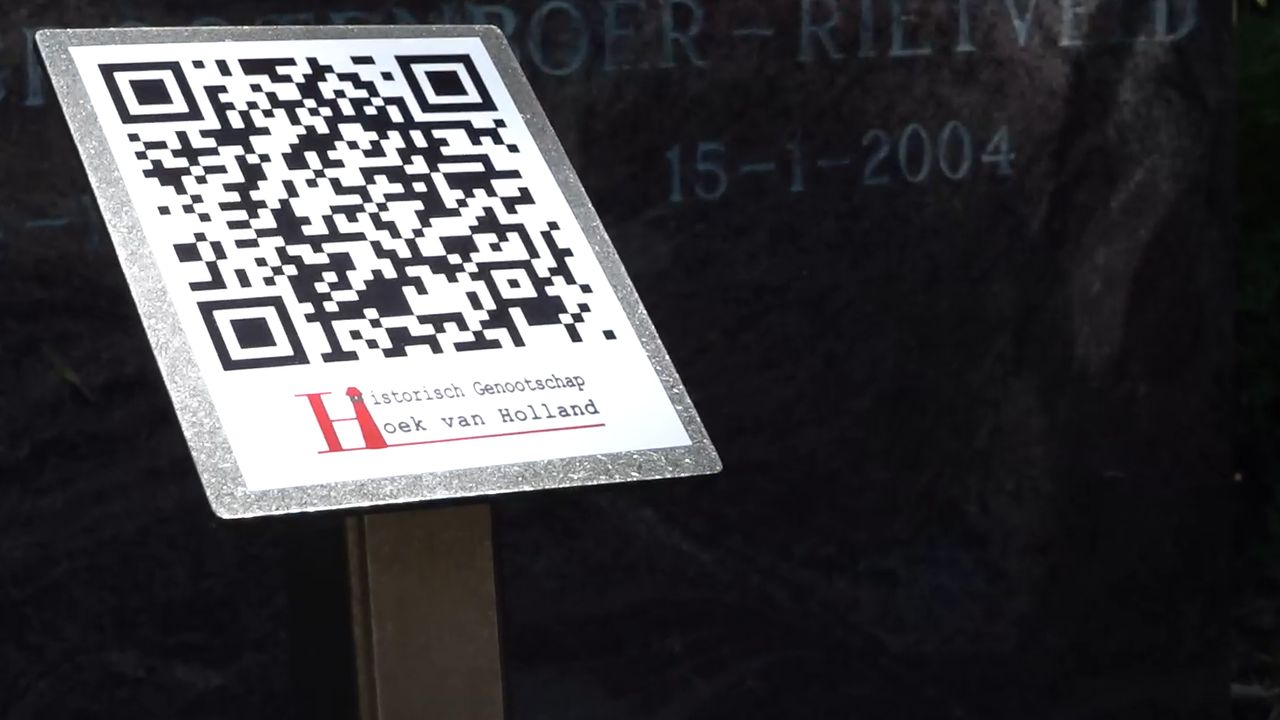 QR-codes bij begraafplaats: 'Zo komt het graf tot leven'