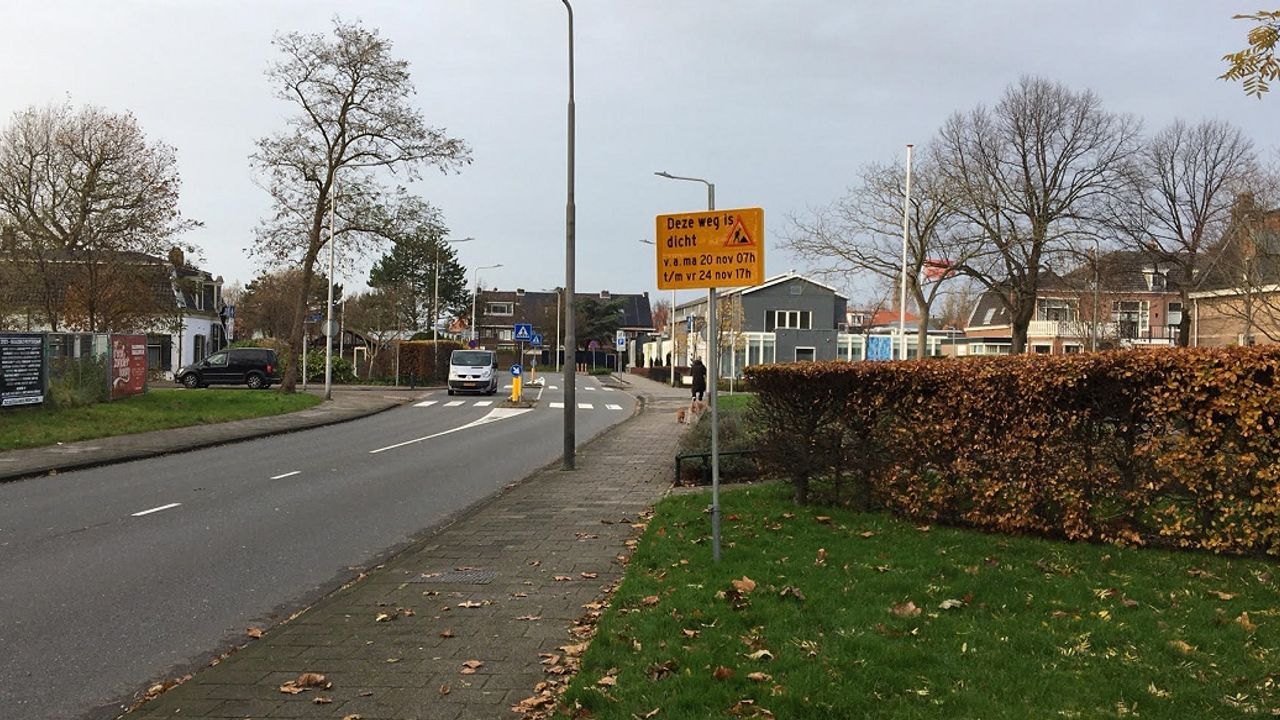 Verkeershinder door aanleg zebrapad op Naaldwijkse Verdilaan