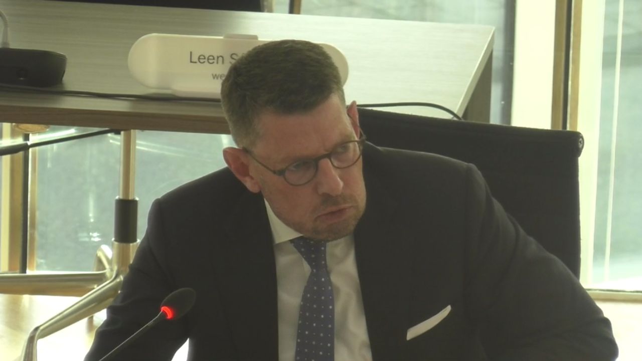 Burgemeester Bouke Arends botst met raadslid Peter Duijsens