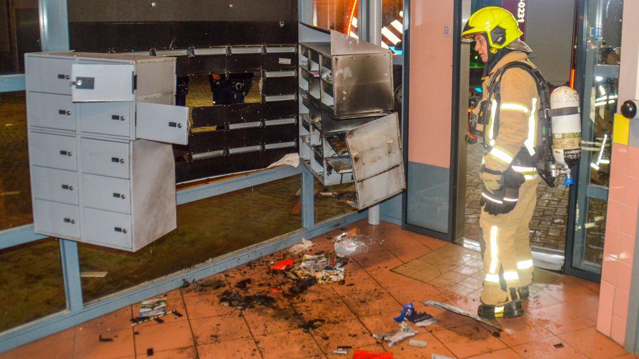 Maassluis opnieuw opgeschrikt door explosie in hal van flatgebouw