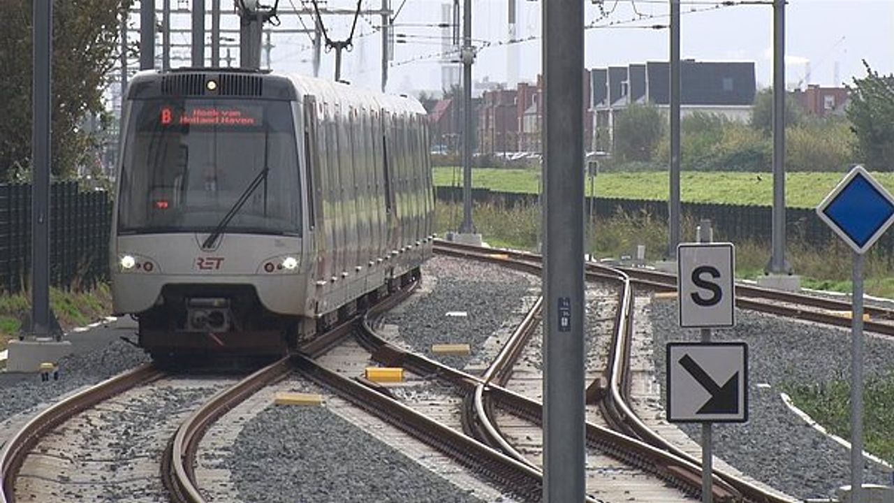 Metroverbinding Hoekse Lijn valt 175 miljoen euro duurder uit