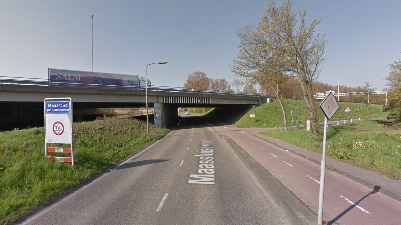Viaduct voorkomt dat vrachtverkeer Maassluis omrijdt via Maasland