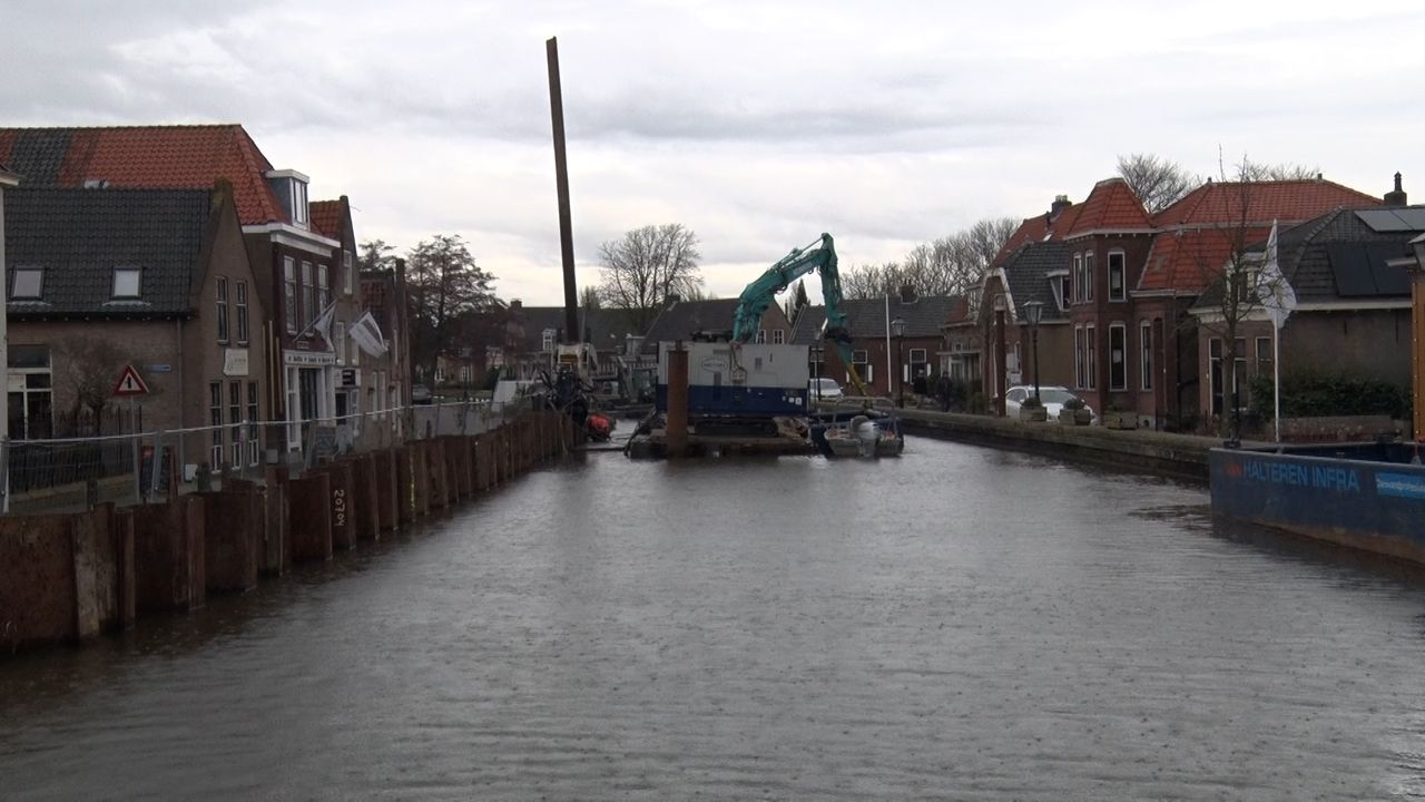 Historische wasstoepen keren terug langs kade in Schipluiden
